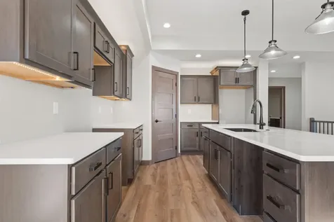 1023 Oakview Manchester IA 52057-0000
