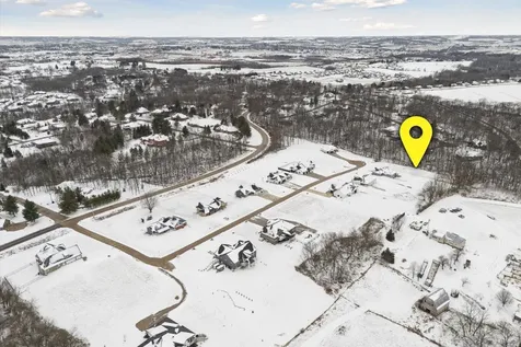Lot 10 Timber Ridge Estates Dubuque IA 52001