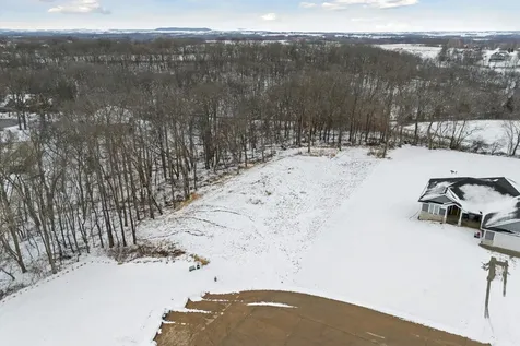 Lot 10 Timber Ridge Estates Dubuque IA 52001