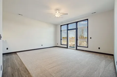 120 Twin Steeples Circle NE #213 Dyersville IA 52040