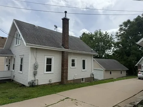 757 Roberts Dubuque IA 52001