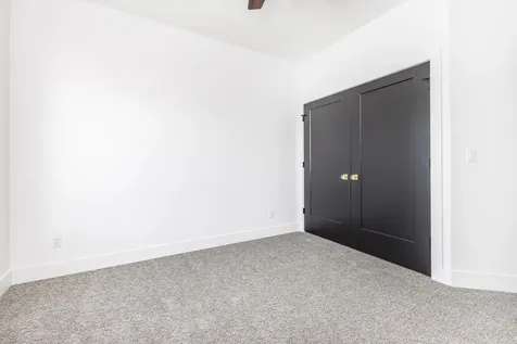 1378 Autumn Ridge Dubuque IA 52003
