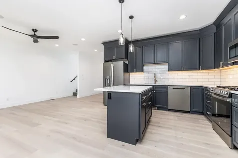 1378 Autumn Ridge Dubuque IA 52003