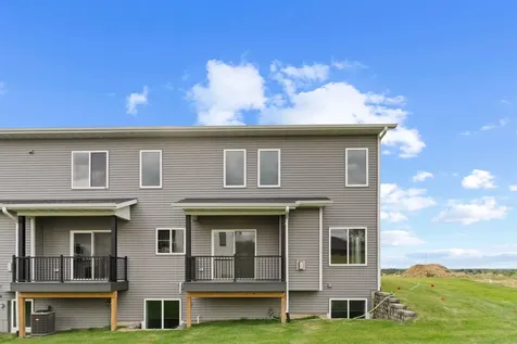 1368 Autumn Ridge Dubuque IA 52003