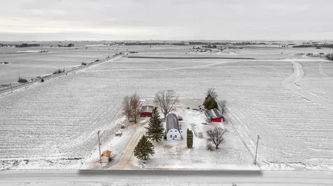 2405 Pheasant Hopkinton IA 52237