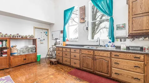 2405 Pheasant Hopkinton IA 52237
