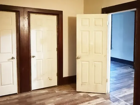 2034 Jackson Dubuque IA 52001