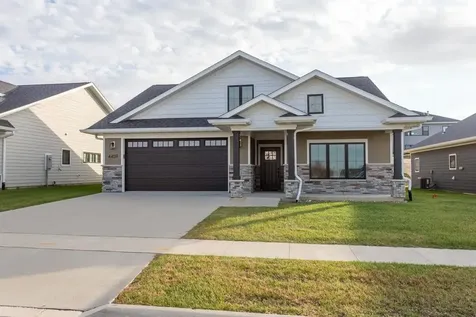 4459 Ewing Dubuque IA 52002