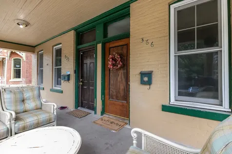 364 W Locust Dubuque IA 52001