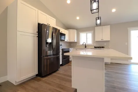 227 Olympic Heights Dubuque IA 52001