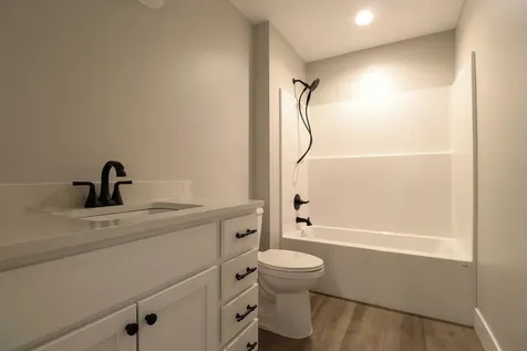 227 Olympic Heights Dubuque IA 52001