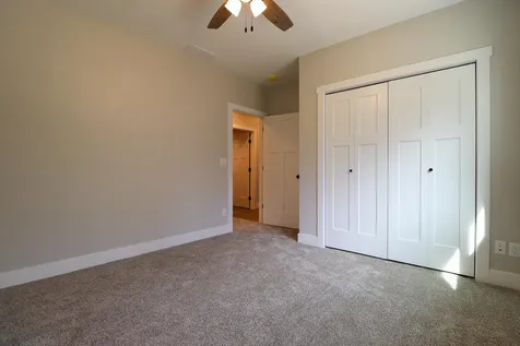 227 Olympic Heights Dubuque IA 52001