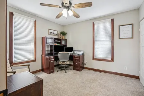 8212 98th Wyoming IA 52362