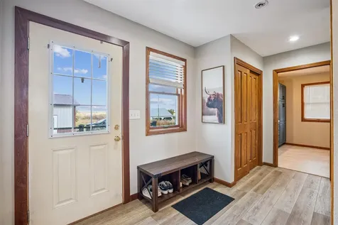 8212 98th Wyoming IA 52362
