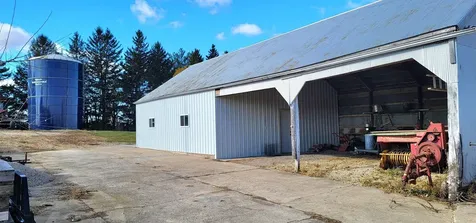 8212 98th Wyoming IA 52362