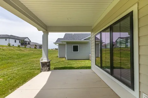 4475 Ewing Dubuque IA 52002