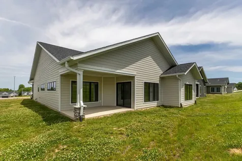 4475 Ewing Dubuque IA 52002