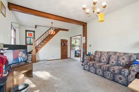 105 SE Harrison Cascade IA 52033