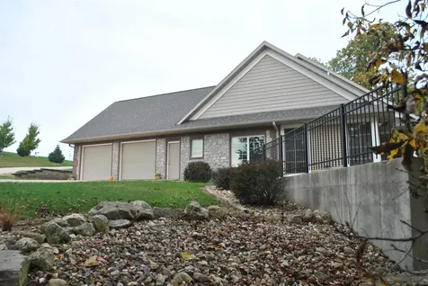358 Blue Heron Guttenberg IA 52052