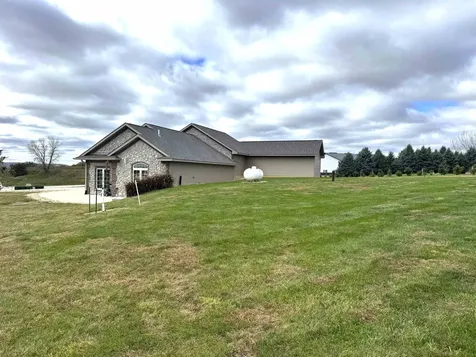 340 Blue Heron Guttenberg IA 52052