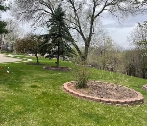2540 Clarke Crest Dubuque IA 52001-0000
