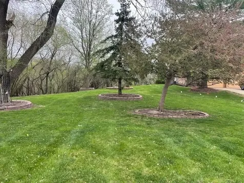 2540 Clarke Crest Dubuque IA 52001-0000