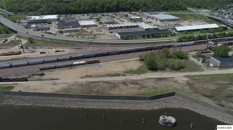 211 Terminal Dubuque IA 52001