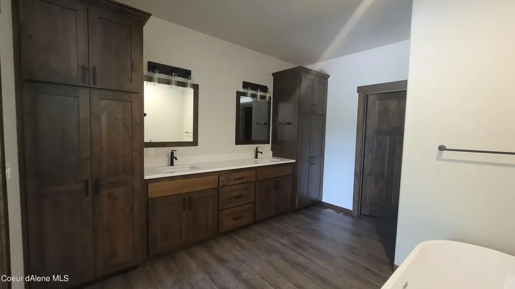 L 13 Blk 5 (lot 1) Deeter Drive Priest River ID 83856