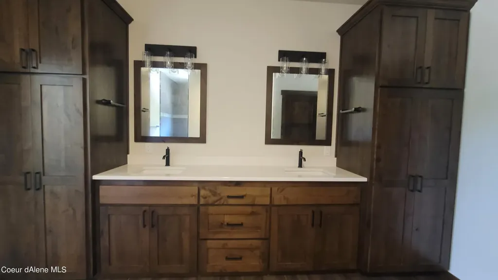 L 13 Blk 5 (lot 1) Deeter Drive Priest River ID 83856