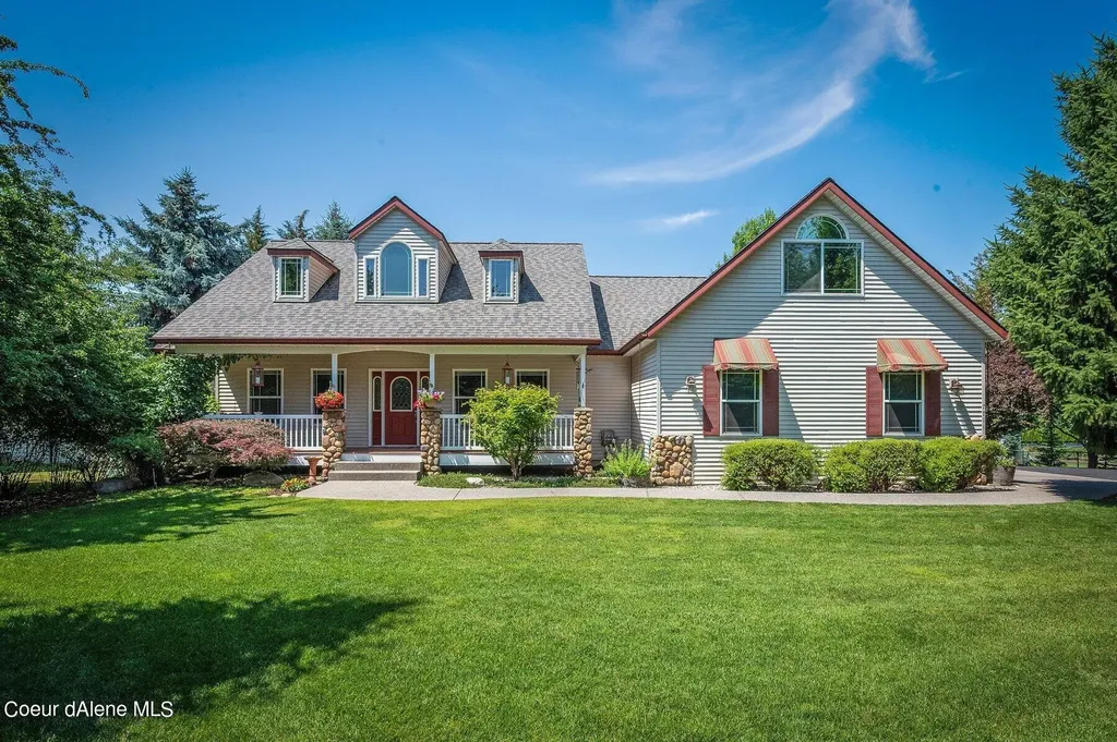 7711 N Colfax Street Dalton Gardens ID 83815