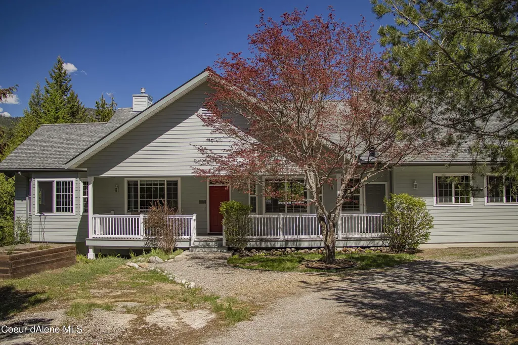 388 Sweetwater Drive Sandpoint ID 83864