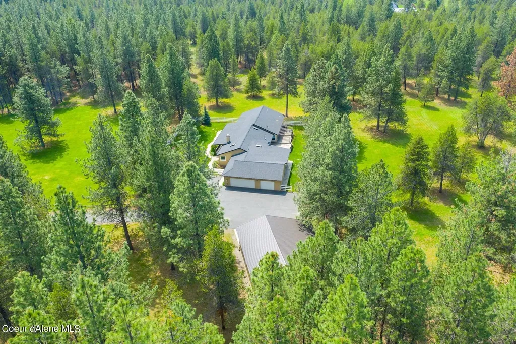 18195 N Vicki Road Rathdrum ID 83858