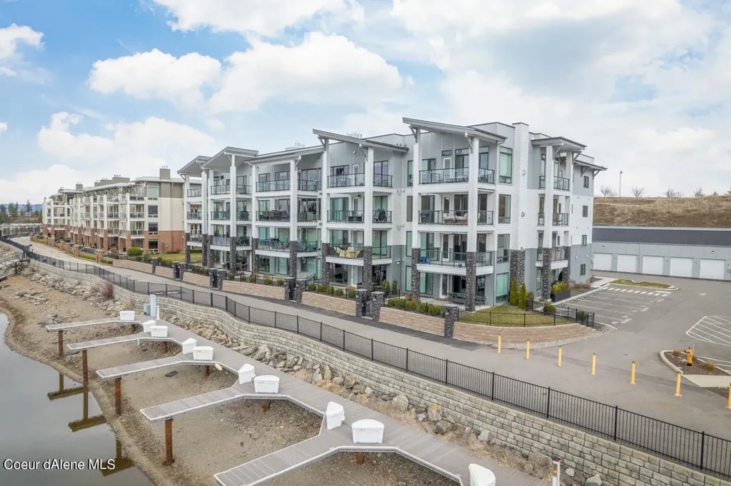 447 W Waterside Drive Post Falls ID 83854
