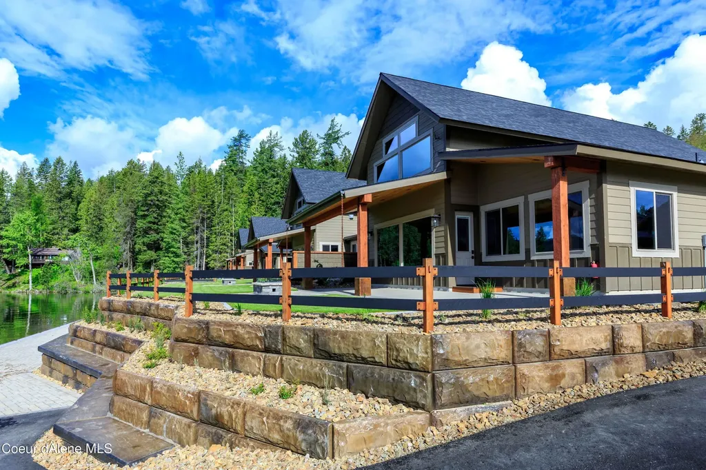 A4 Grandview Estates Nordman ID 83848