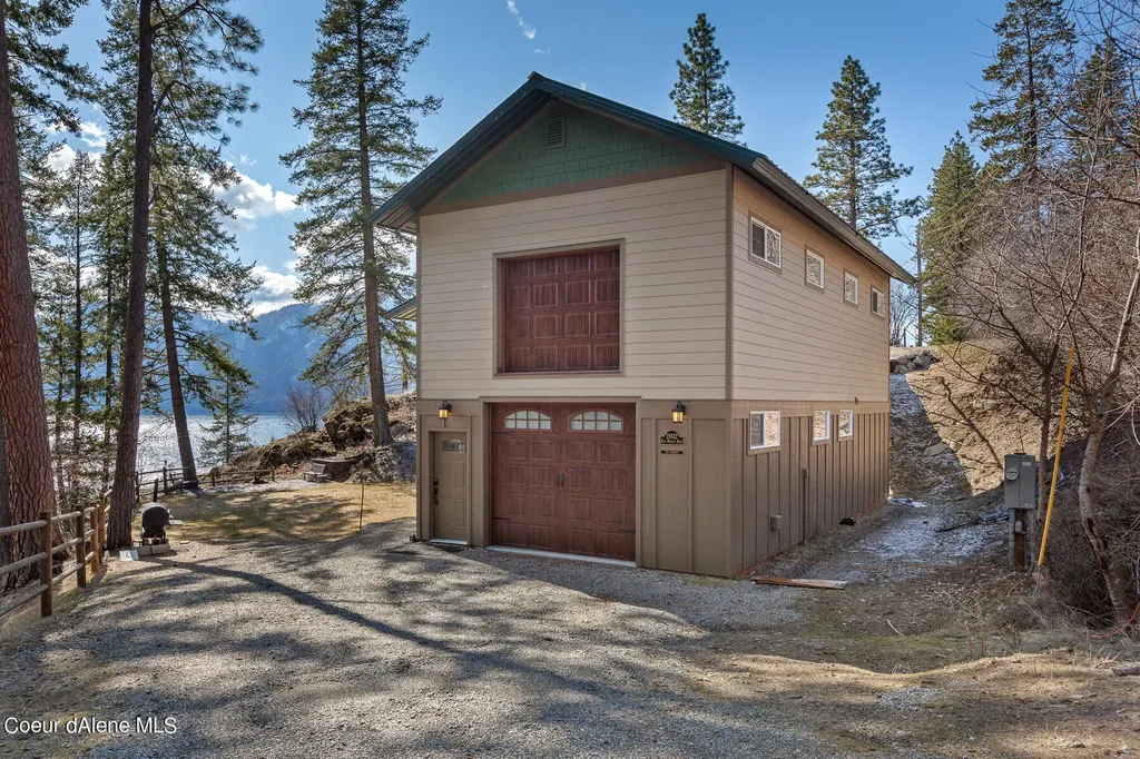 28822 E Miracle Road Bayview ID 83803