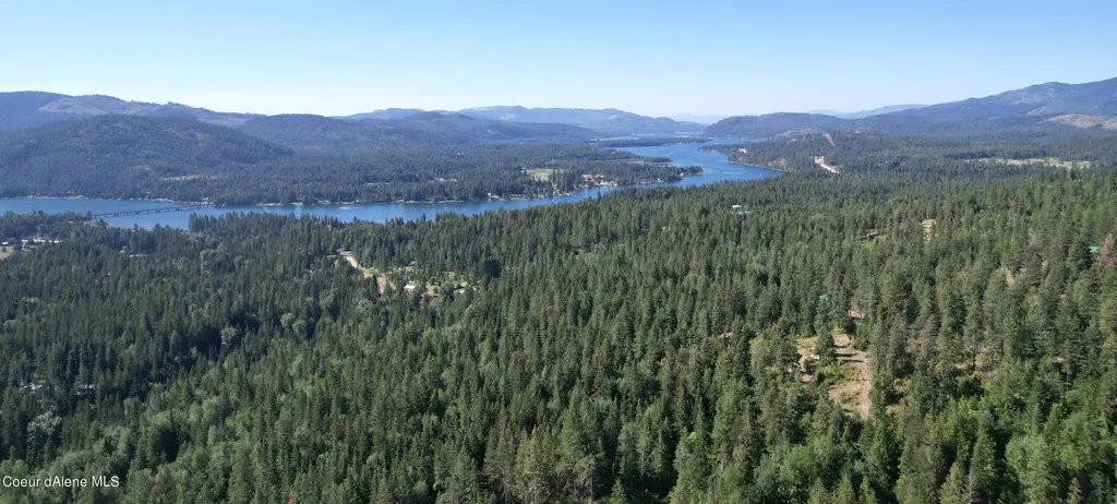 2500 Carr Creek Road Sandpoint ID 83864