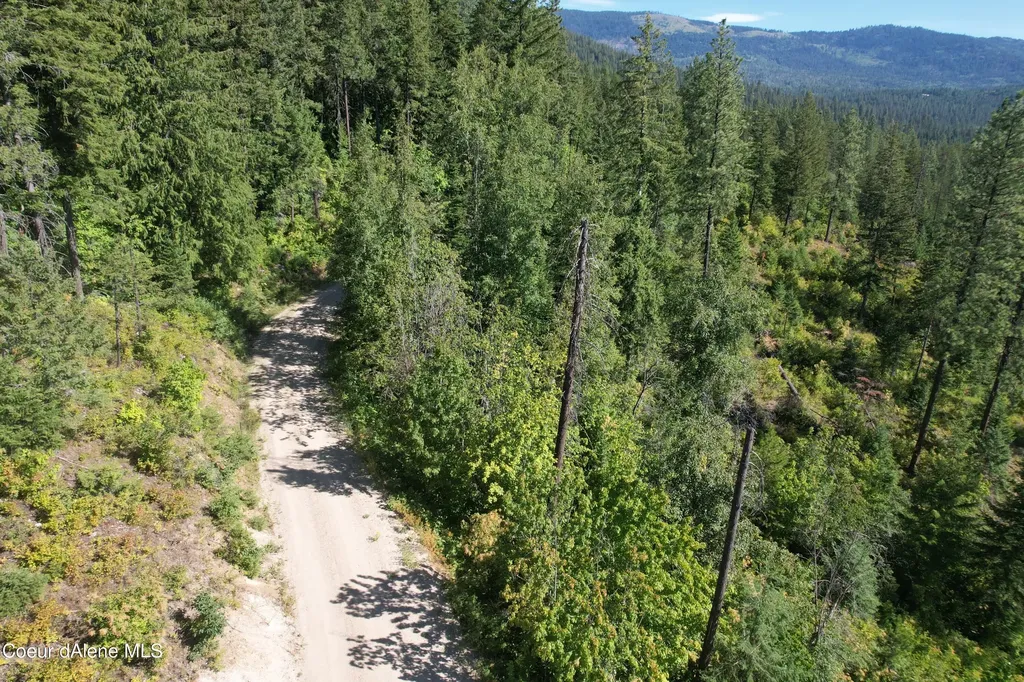 2500 Carr Creek Road Sandpoint ID 83864
