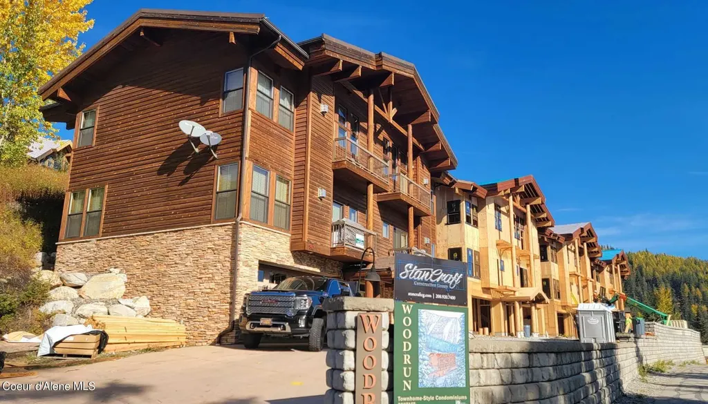 84 Hemlock Lane Sandpoint ID 83864