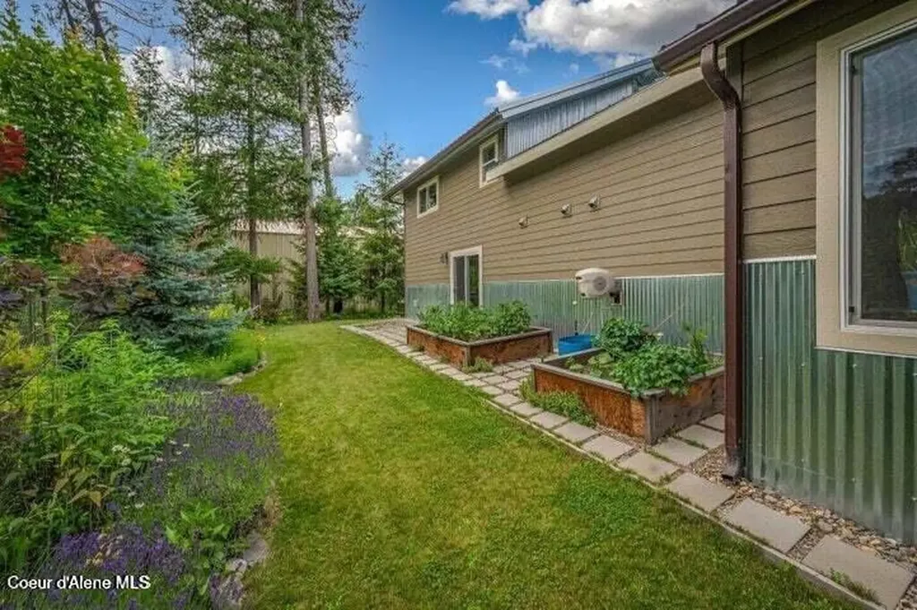 14 Meadowlark Drive Sagle ID 83860