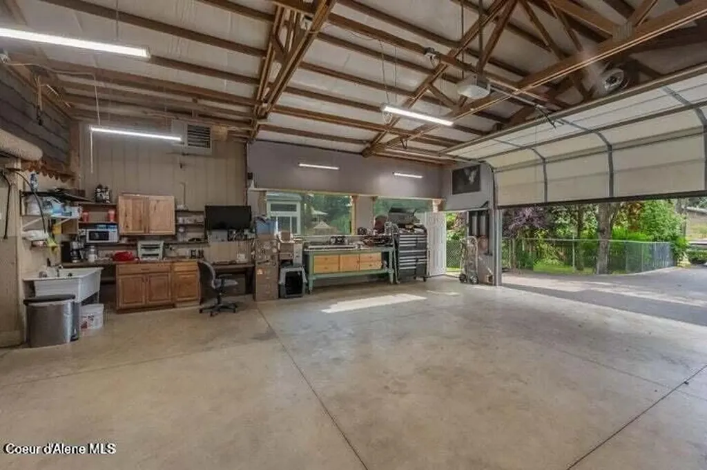 14 Meadowlark Drive Sagle ID 83860