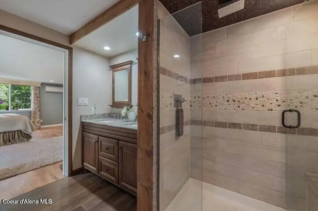 14 Meadowlark Drive Sagle ID 83860