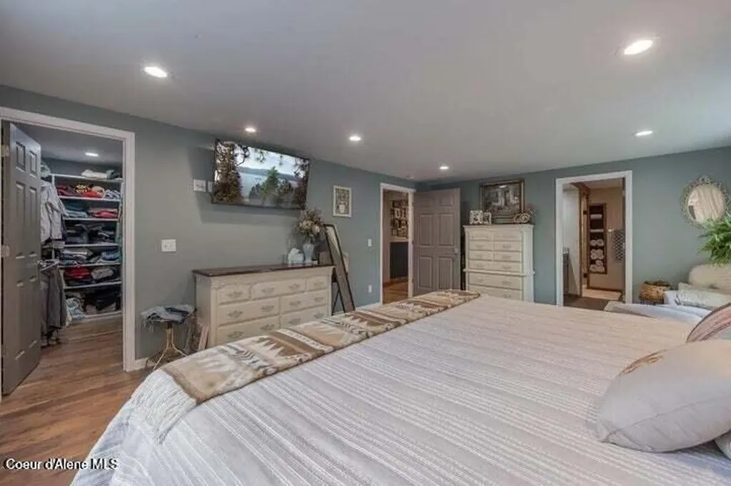 14 Meadowlark Drive Sagle ID 83860