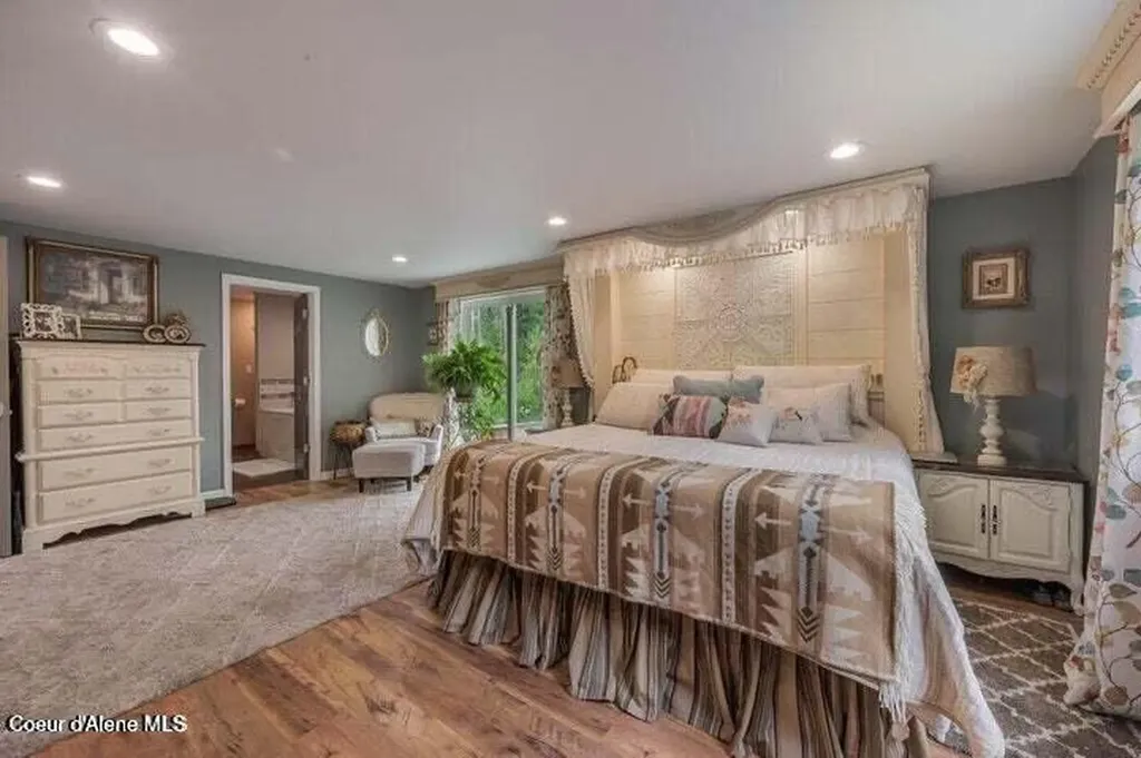 14 Meadowlark Drive Sagle ID 83860