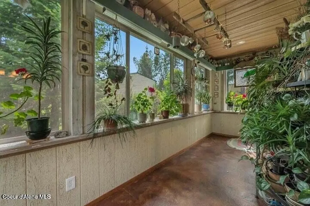 14 Meadowlark Drive Sagle ID 83860