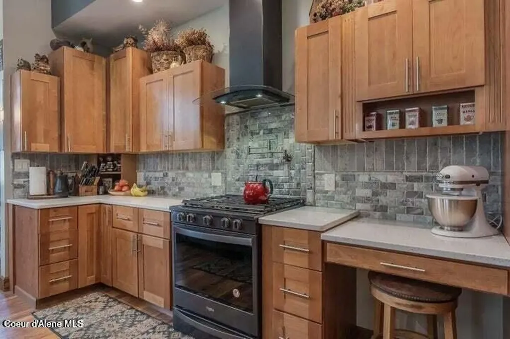 14 Meadowlark Drive Sagle ID 83860