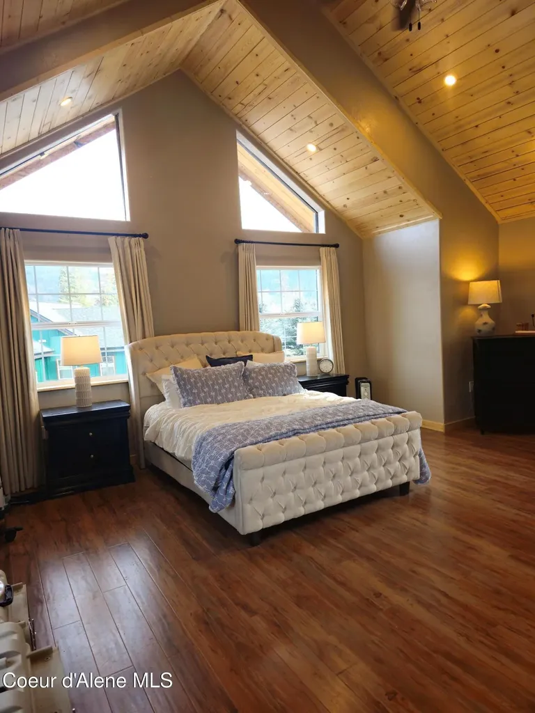16 Elk Horn Clark Fork ID 83811