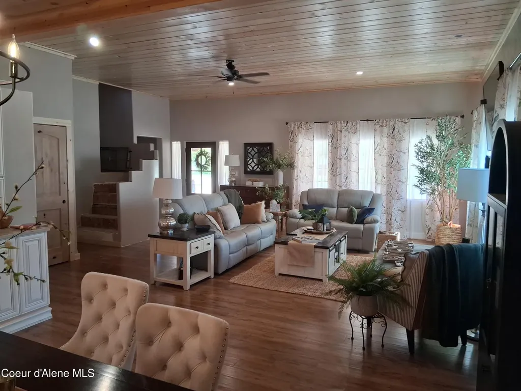 16 Elk Horn Clark Fork ID 83811