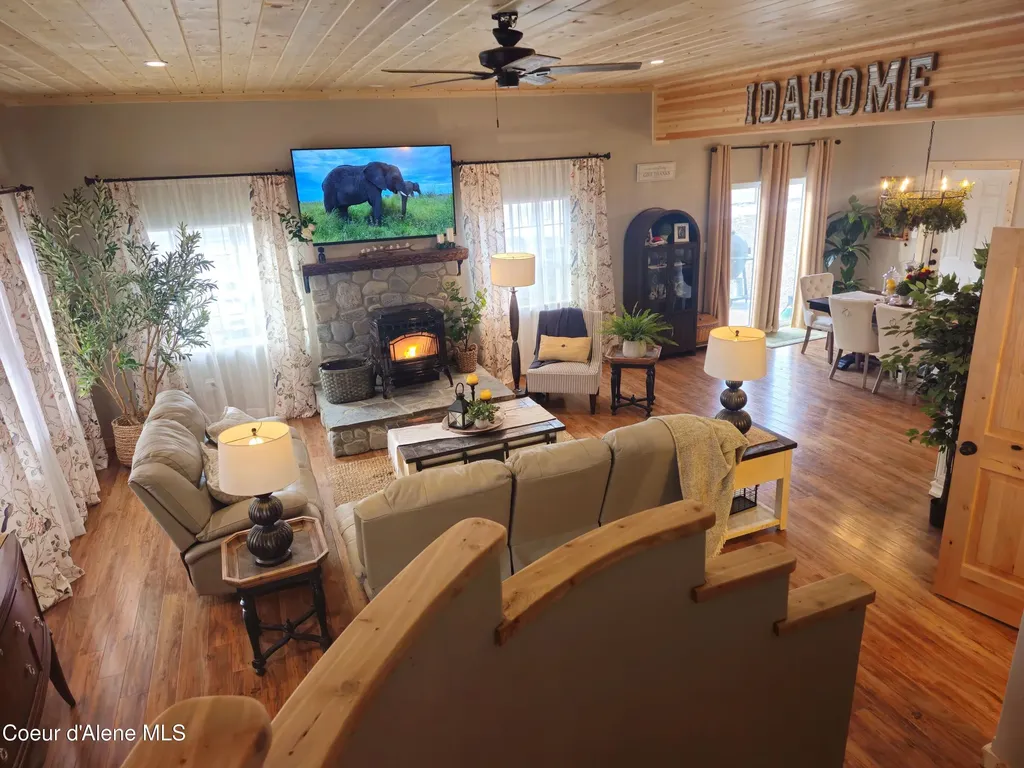 16 Elk Horn Clark Fork ID 83811
