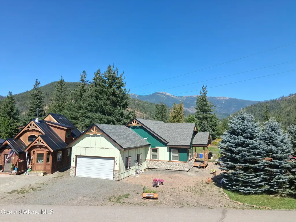 16 Elk Horn Clark Fork ID 83811
