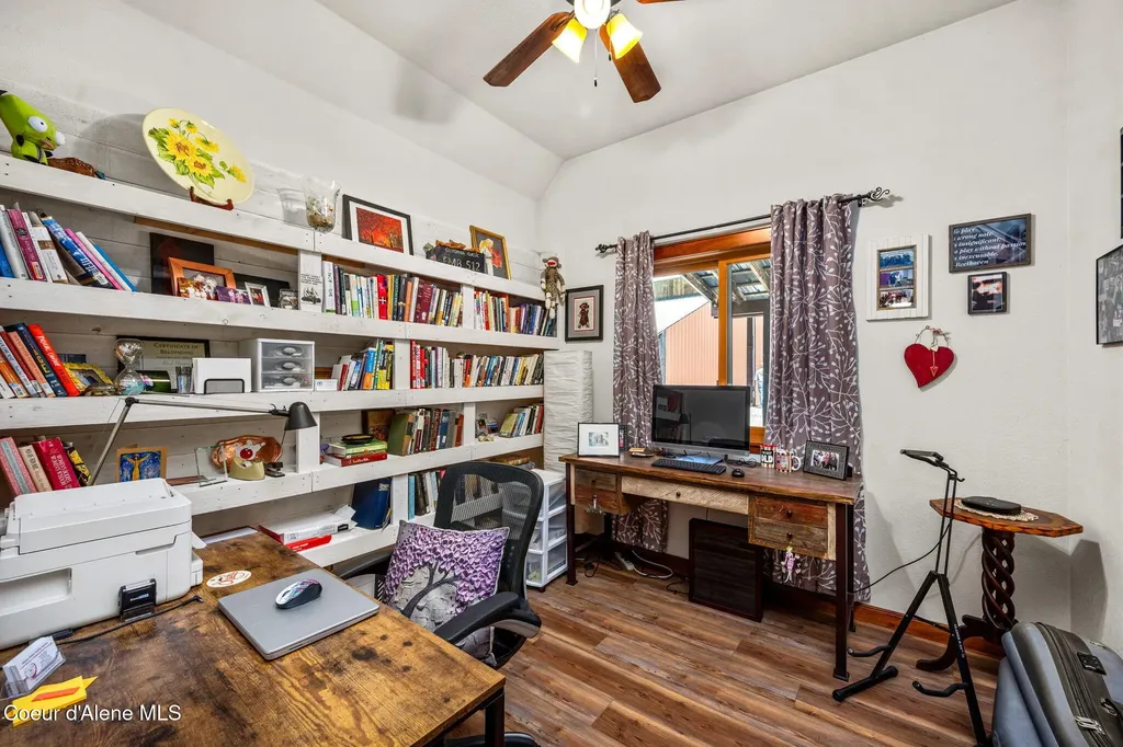 704 Hidden Creek Road Sagle ID 83860